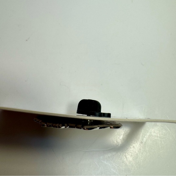 NWT. Disney Pin - Hollywood Tower Hotel Tower Of Terror Chip N Dale. - Picture 4 of 7